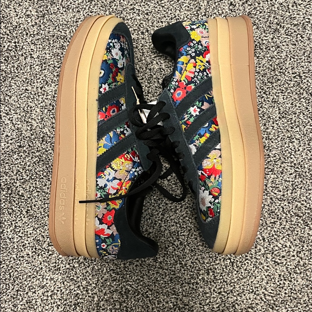 adidas Floral Sneakers - Black and Multicolor ADIDAS Platform Gazelle